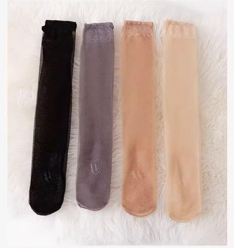 👗Ultradünne, transparente Kniestrümpfe mit silikonbeschichteter Sohle für guten Halt