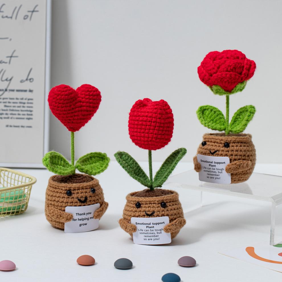 🌱Handgefertigte, gehäkelte Pflanze als emotionaler Begleiter im Top