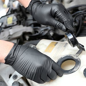 100/50er-Packung schwarze Einweg-Nitrilhandschuhe