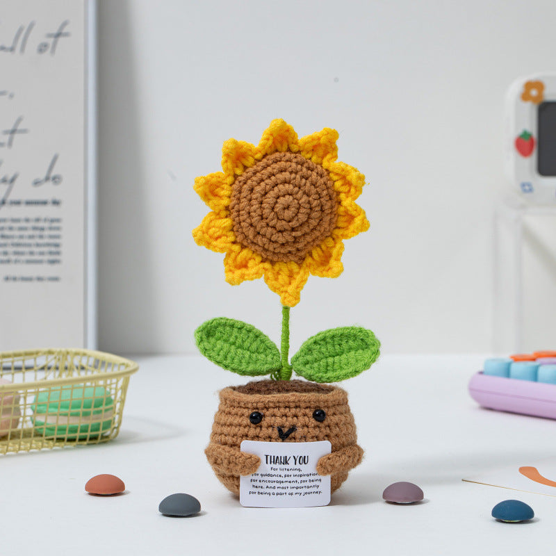🌱Handgefertigte, gehäkelte Pflanze als emotionaler Begleiter im Top